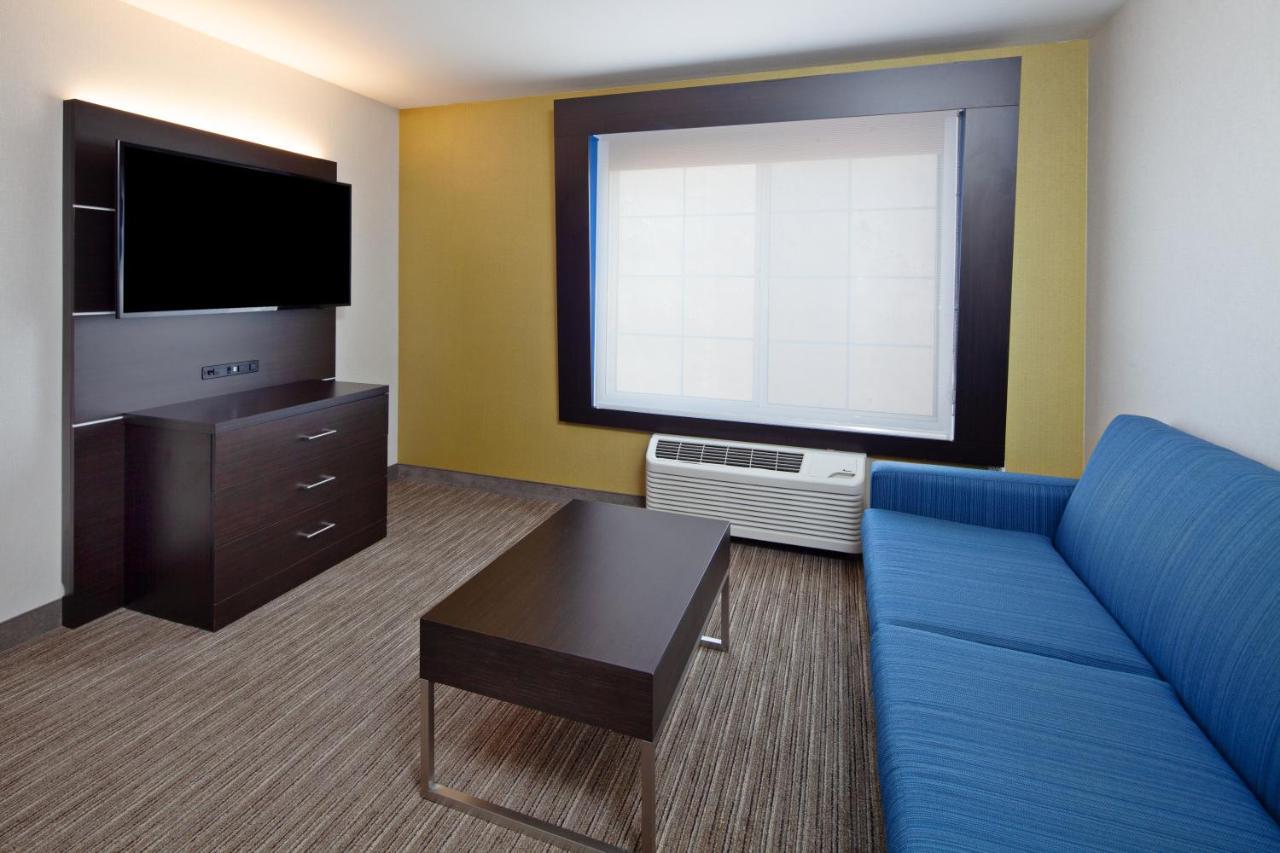 Holiday Inn Express & Suites Oakland - Airport By Ihg מראה חיצוני תמונה