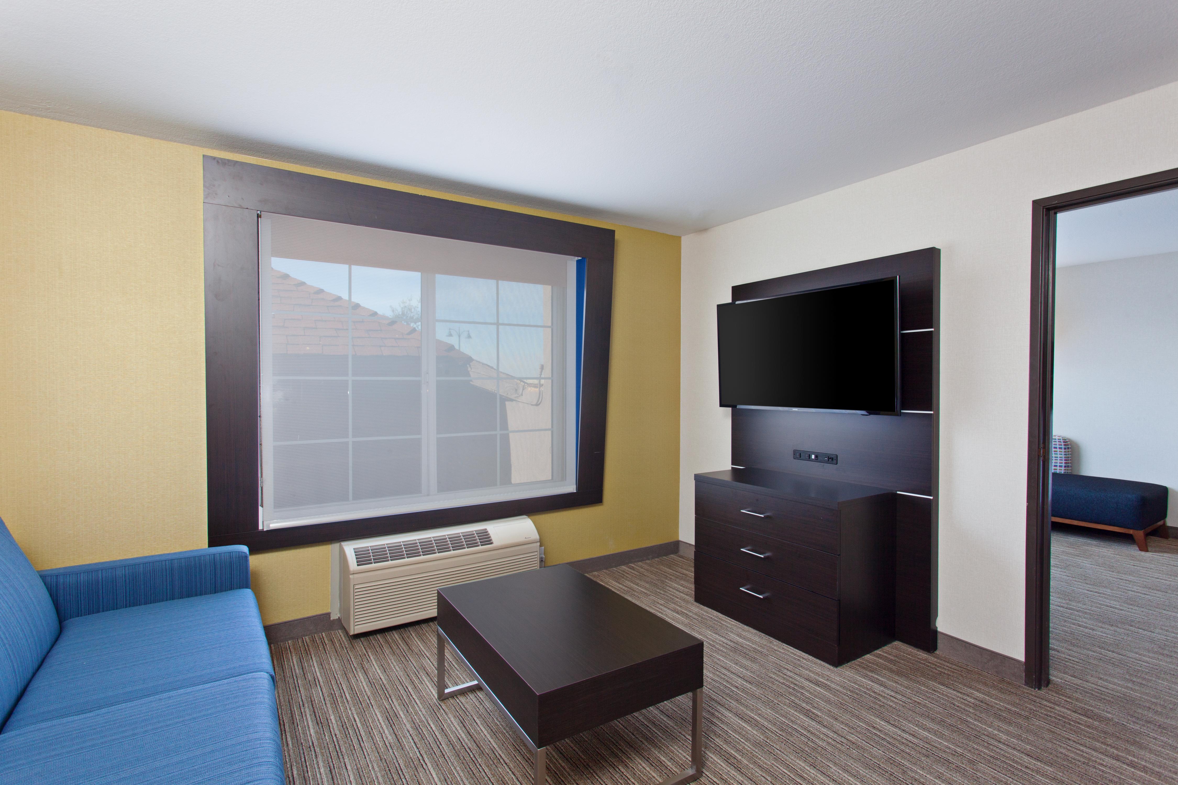 Holiday Inn Express & Suites Oakland - Airport By Ihg מראה חיצוני תמונה