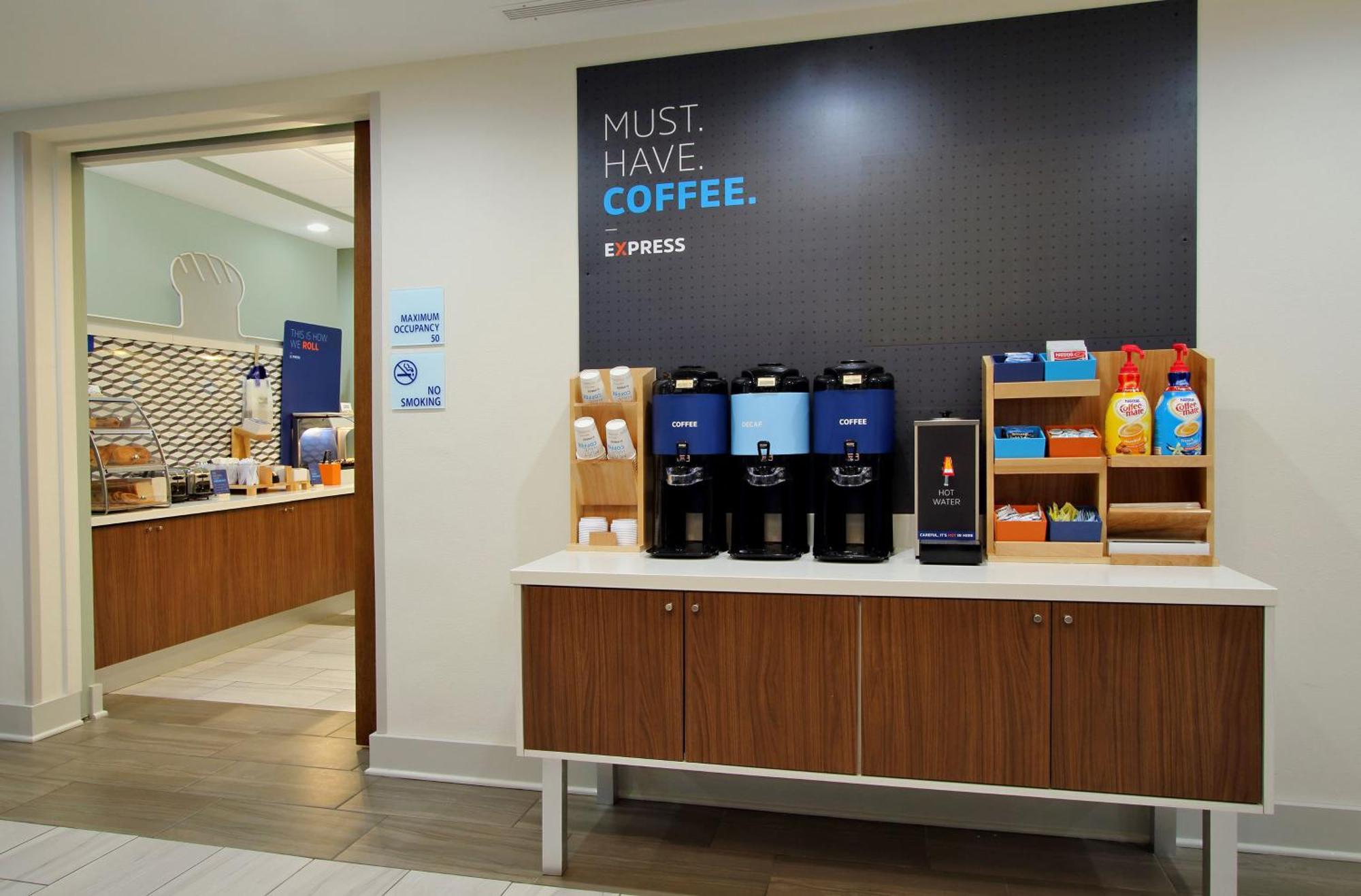 Holiday Inn Express & Suites Oakland - Airport By Ihg מראה חיצוני תמונה