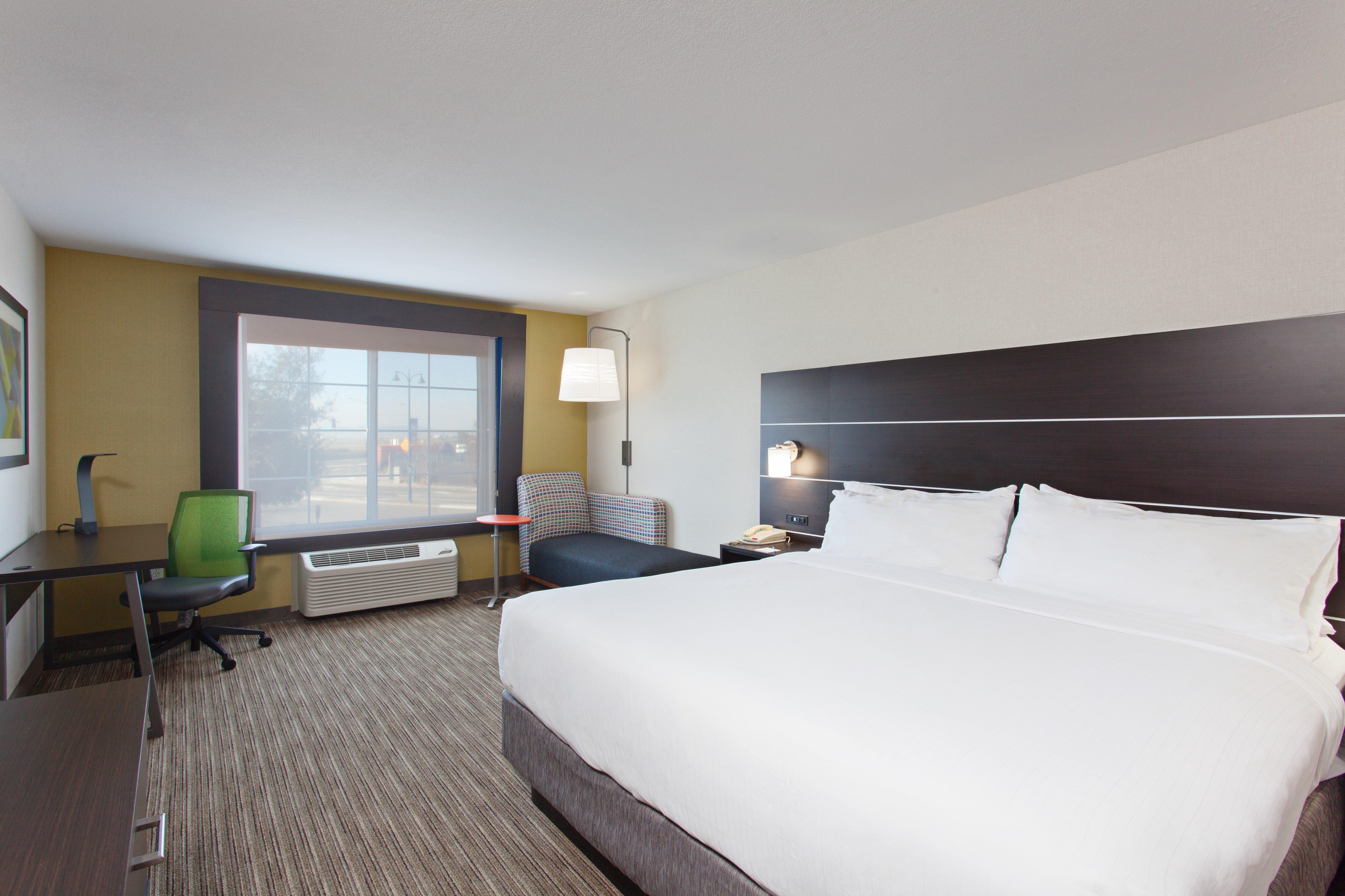 Holiday Inn Express & Suites Oakland - Airport By Ihg מראה חיצוני תמונה