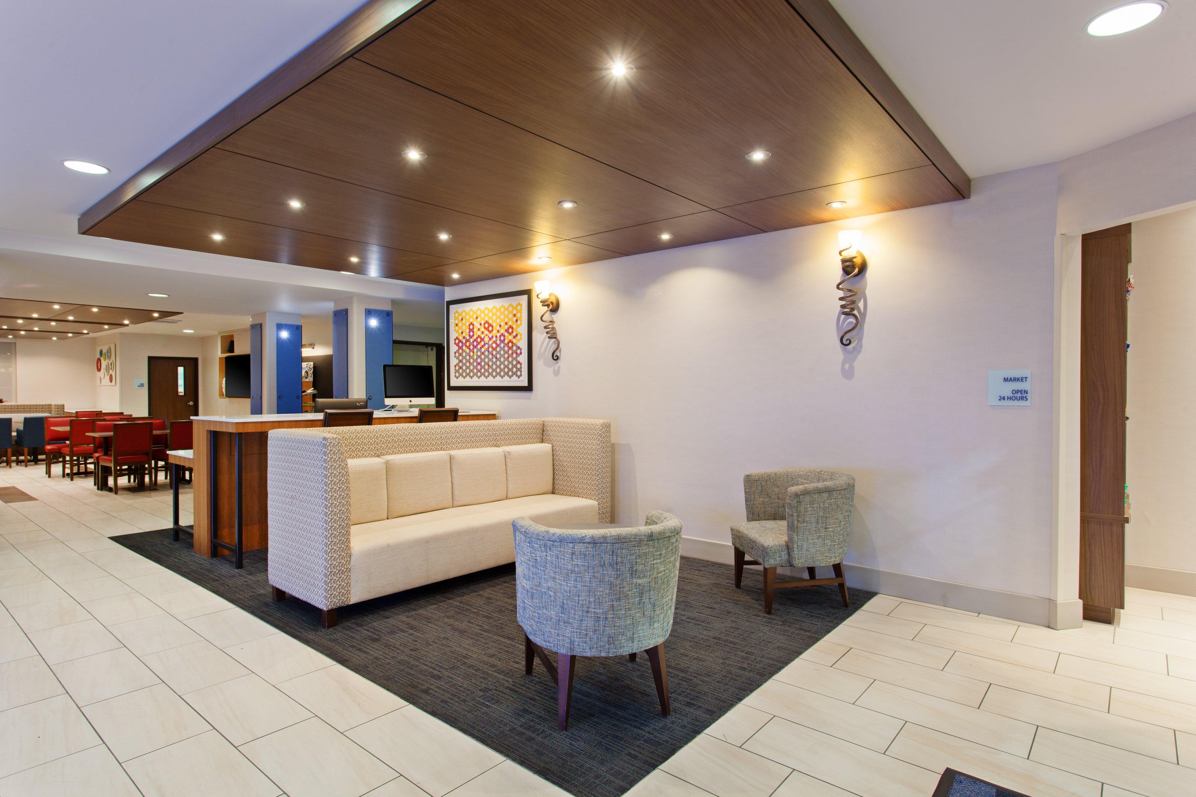 Holiday Inn Express & Suites Oakland - Airport By Ihg מראה חיצוני תמונה